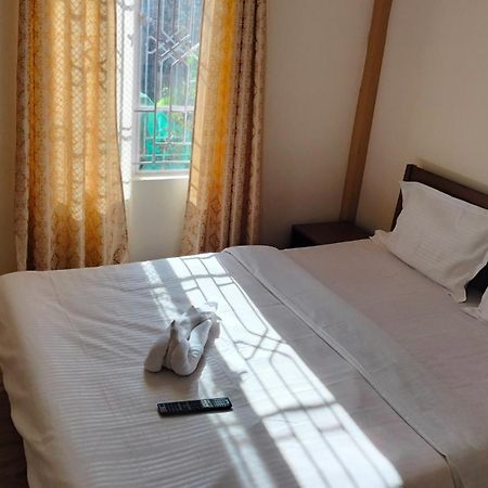 Aroma Inn Shillong Buitenkant foto