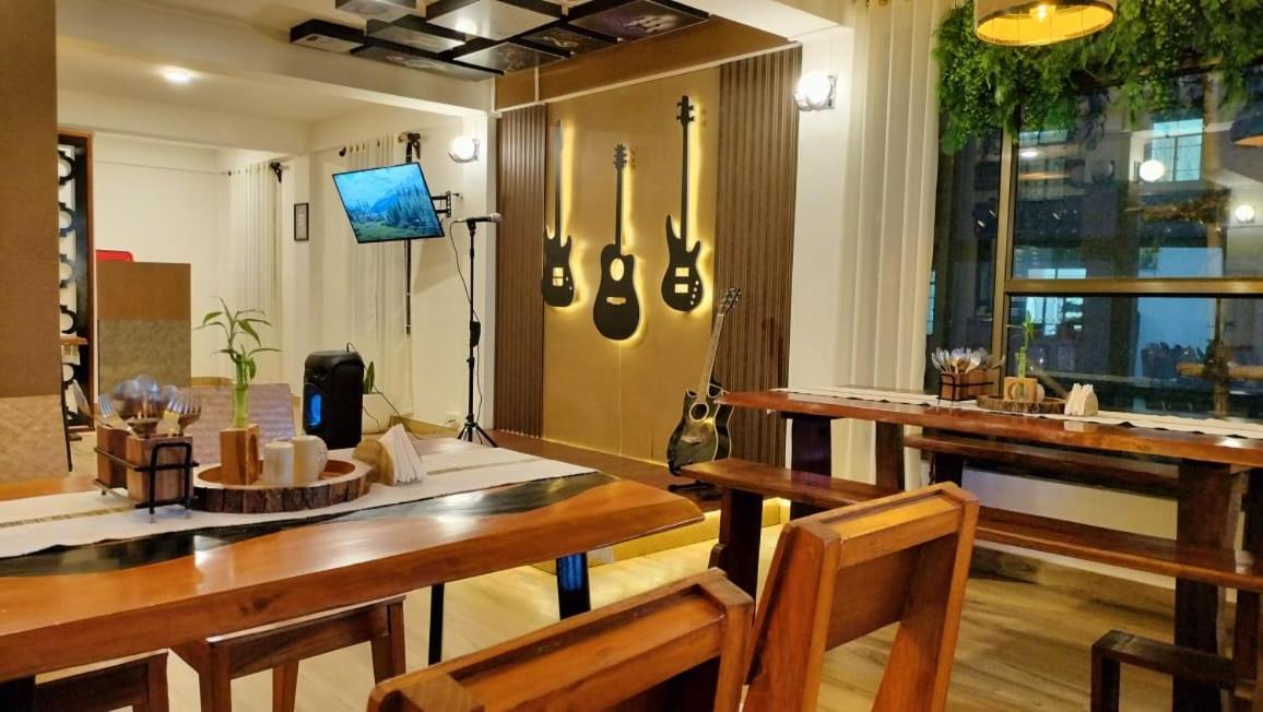 Aroma Inn Shillong Buitenkant foto