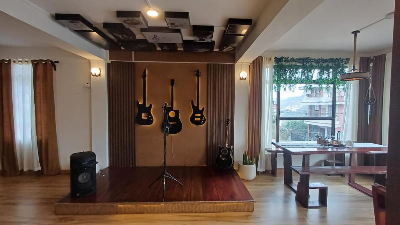 Aroma Inn Shillong Buitenkant foto