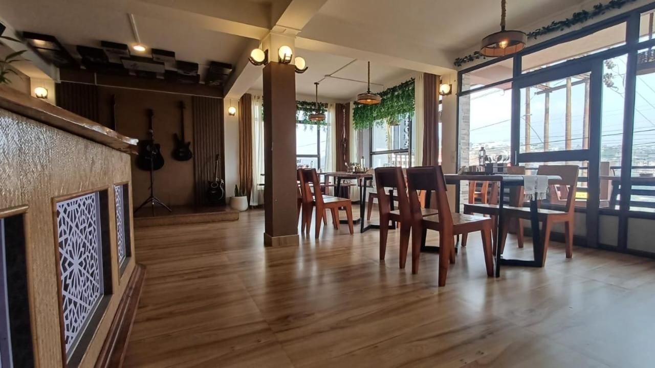Aroma Inn Shillong Buitenkant foto