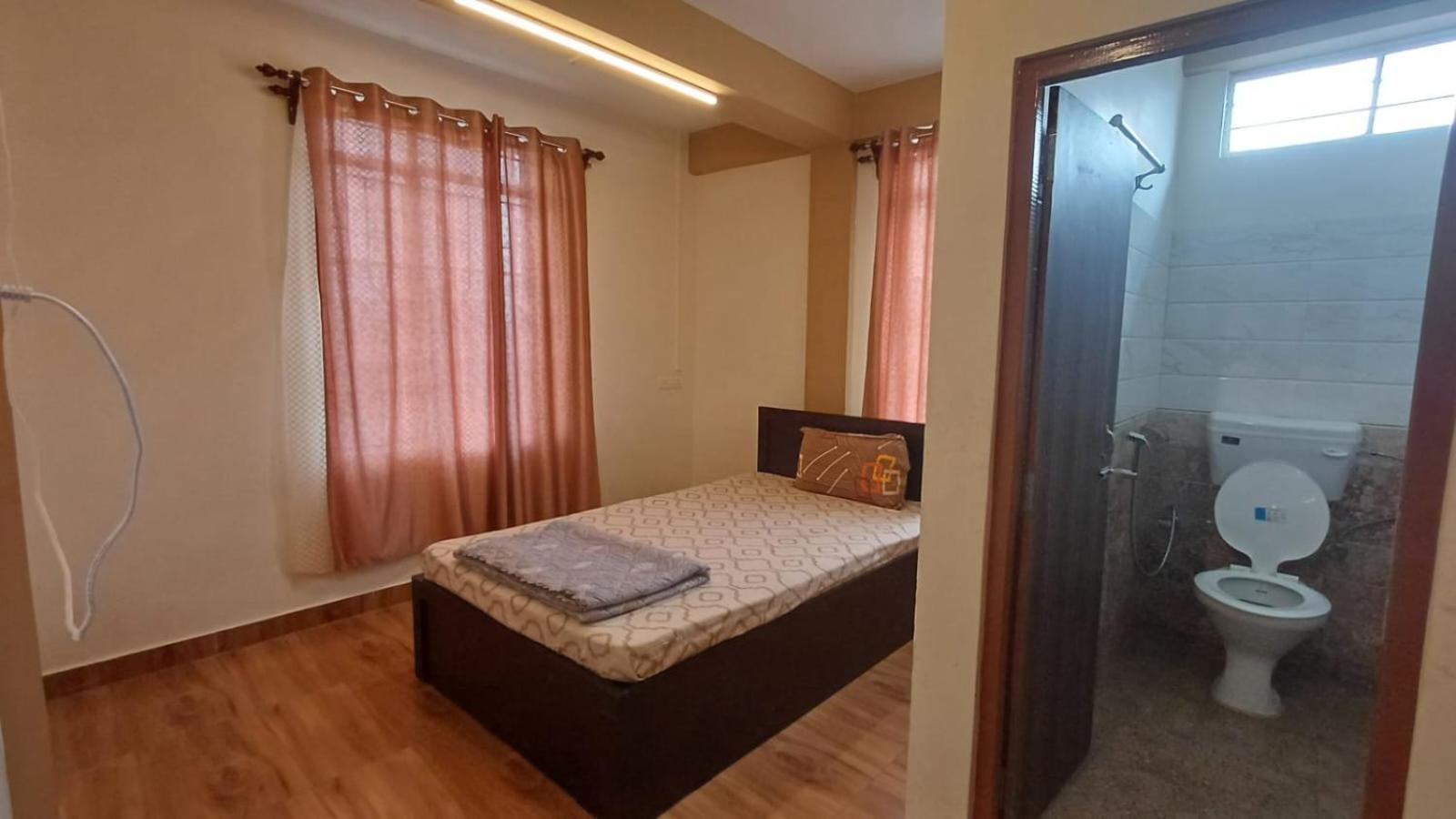 Aroma Inn Shillong Buitenkant foto