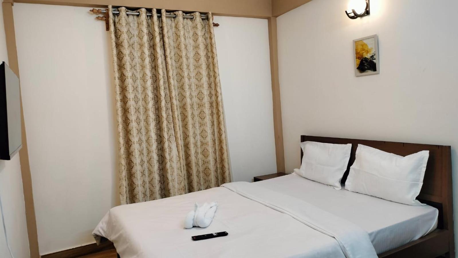Aroma Inn Shillong Buitenkant foto