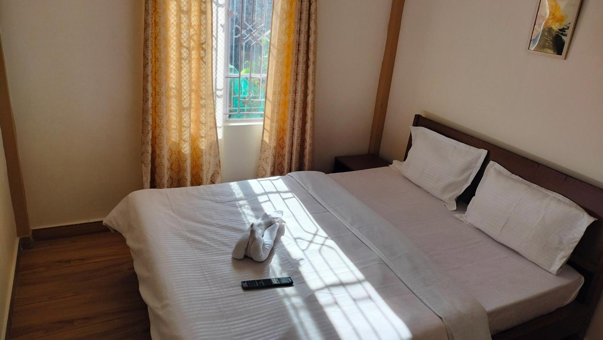 Aroma Inn Shillong Buitenkant foto