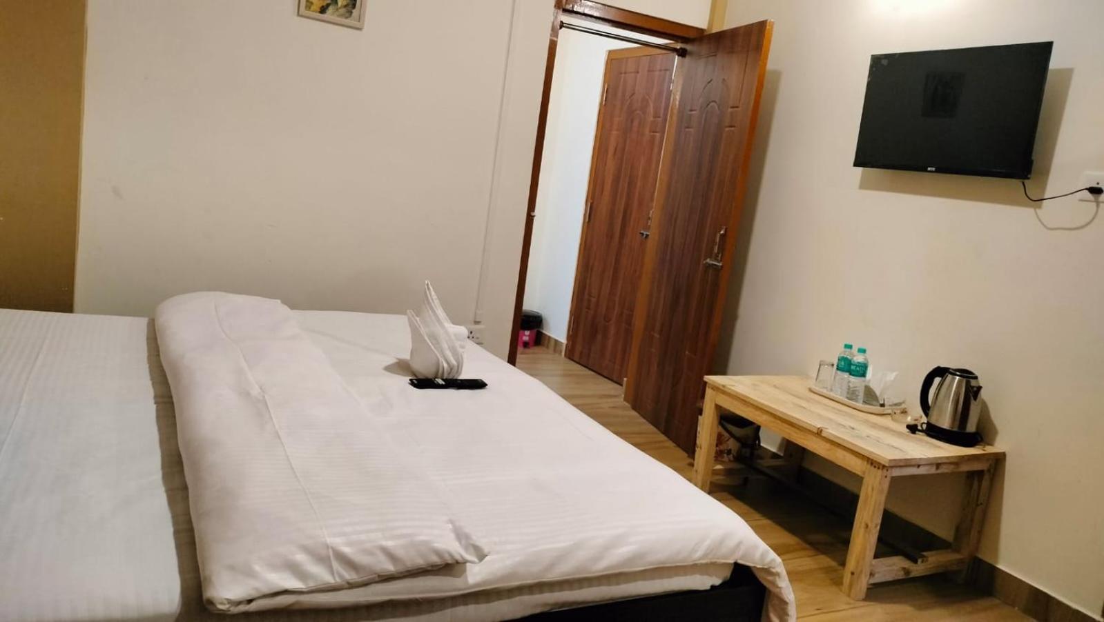 Aroma Inn Shillong Buitenkant foto