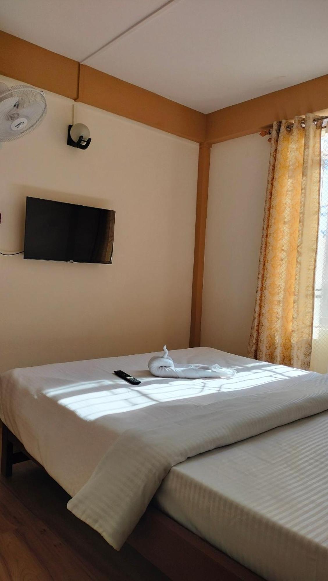 Aroma Inn Shillong Buitenkant foto