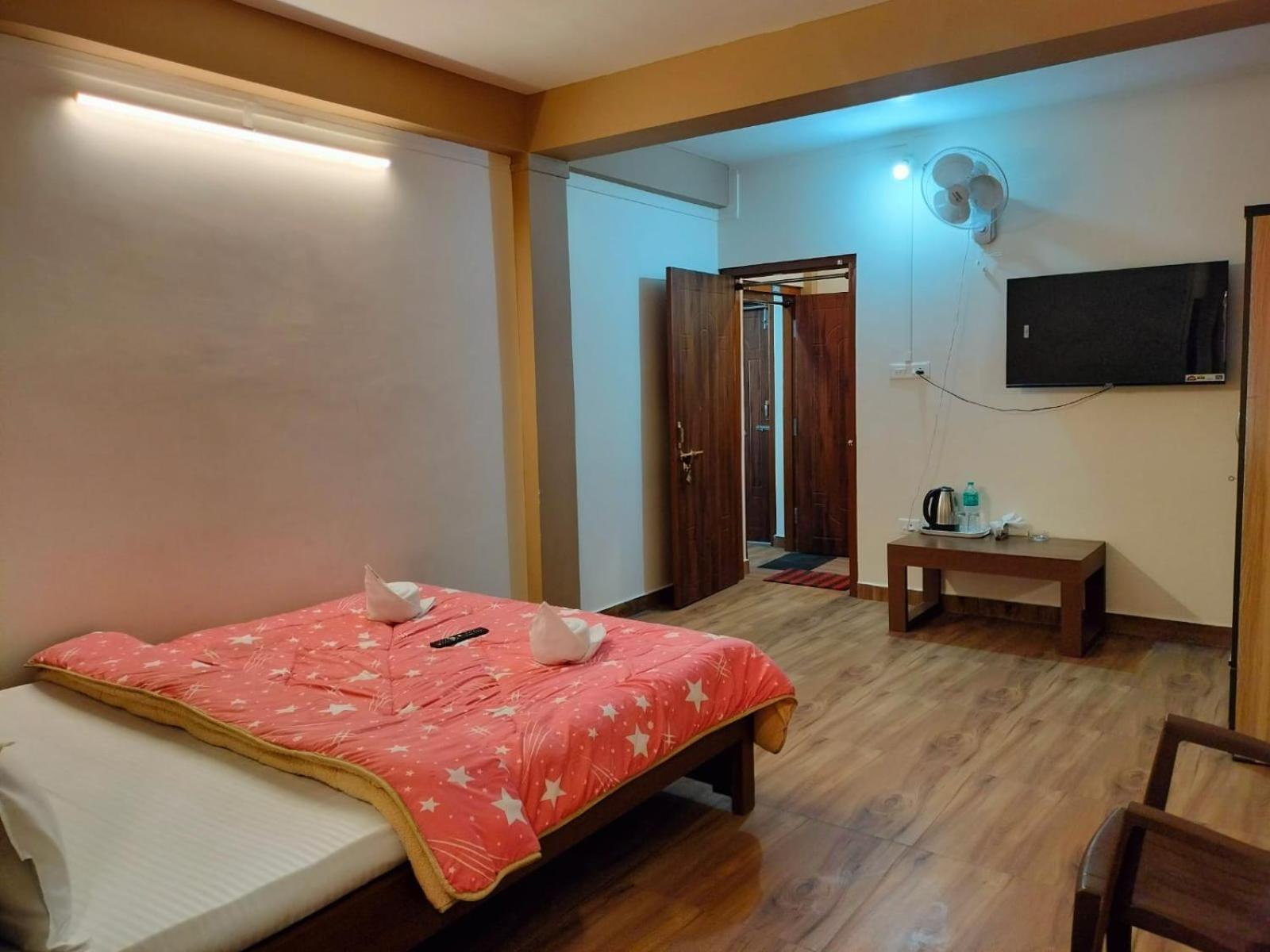 Aroma Inn Shillong Buitenkant foto