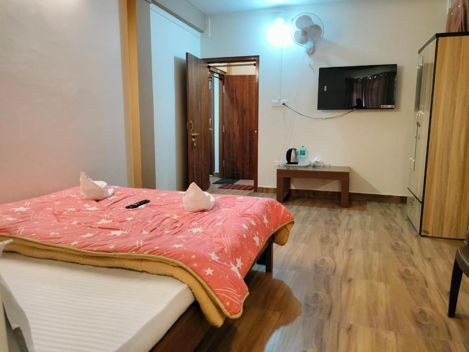 Aroma Inn Shillong Buitenkant foto